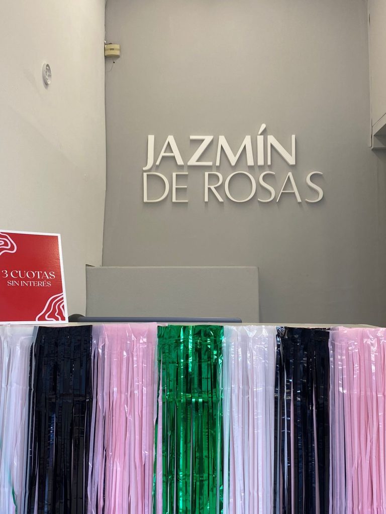 Bienvenida de Jazmín de Rosas a Villa Mitre